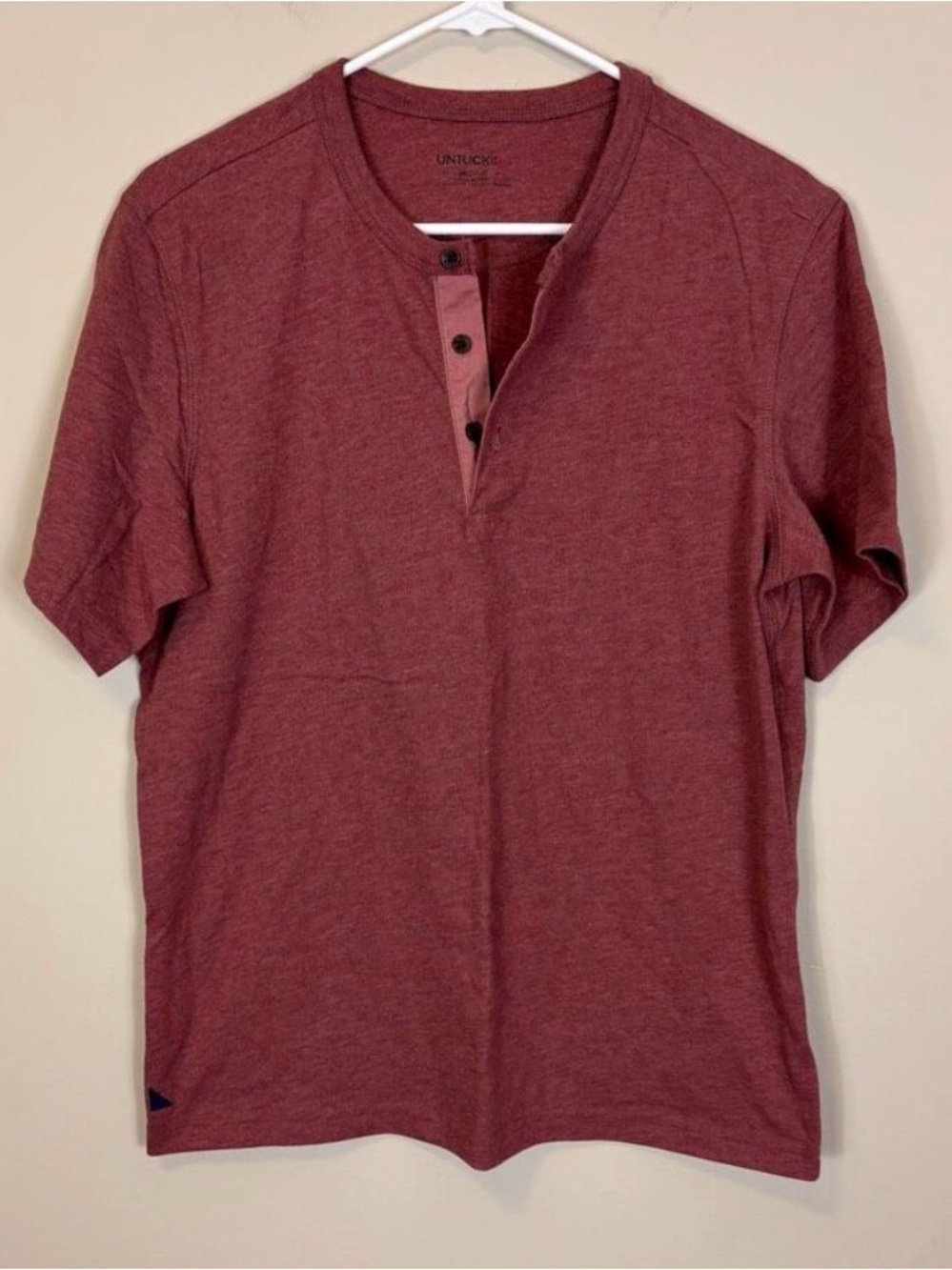 Untuckit Heathered‎ Red Short Sleeve Henley Men's Top Medium
